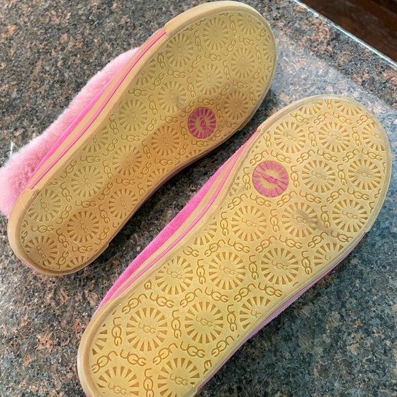 Like new pink Personalized Uggs - size 7 1/2 - Picture 6 of 7